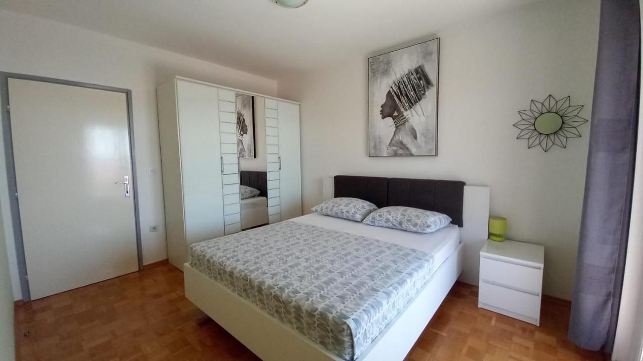 Apartman Marta Подстрана Экстерьер фото